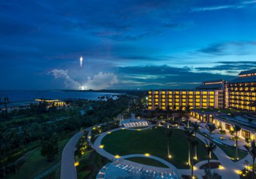 机票酒店“量价齐升”，酒店预订量同比上涨超过10倍